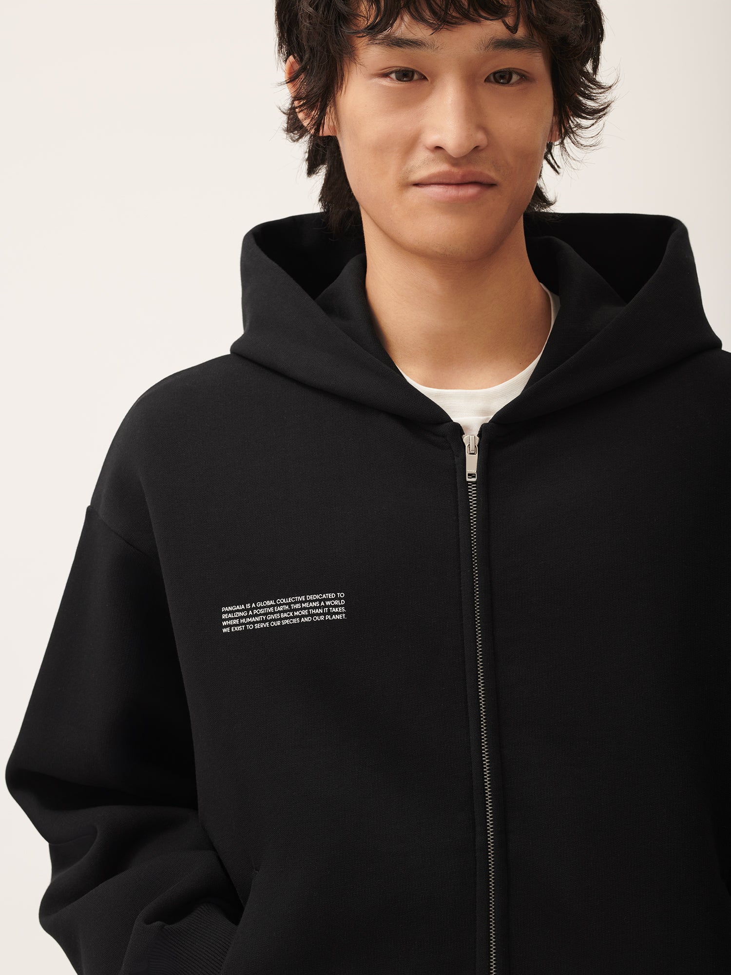 DNA_Heavyweight_Zipped_Hoodie_Black_male-3