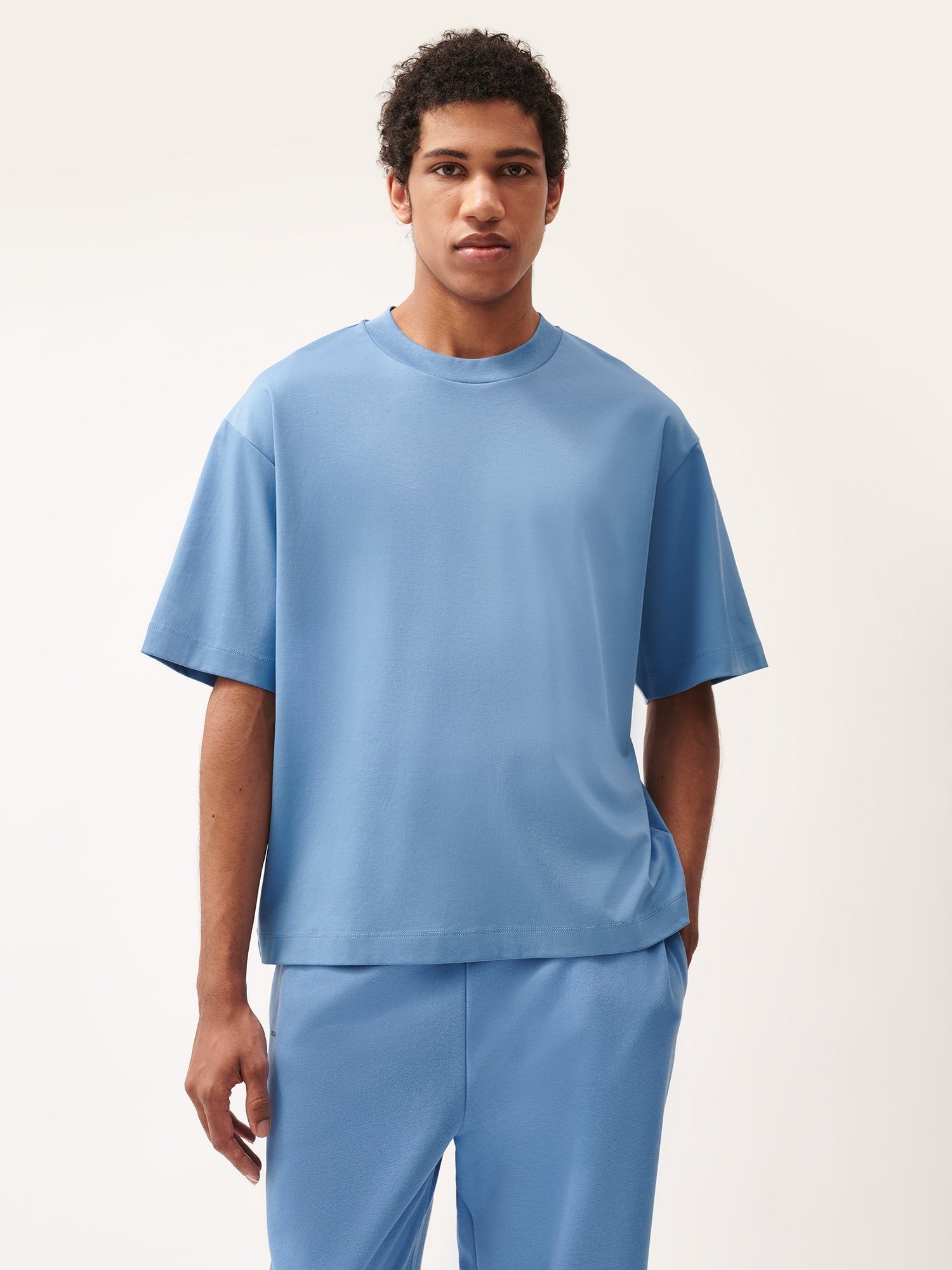 DNA_Oversized_T-Shirt_Summit_Blue_Male-1