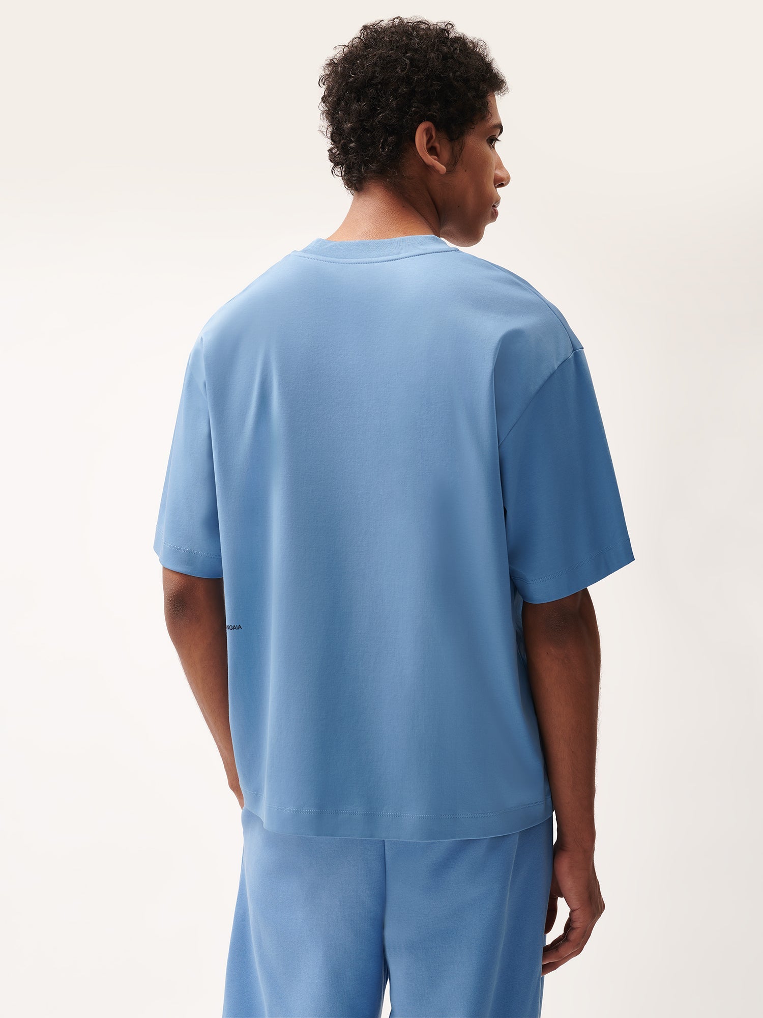 DNA_Oversized_T-Shirt_Summit_Blue_Male-3