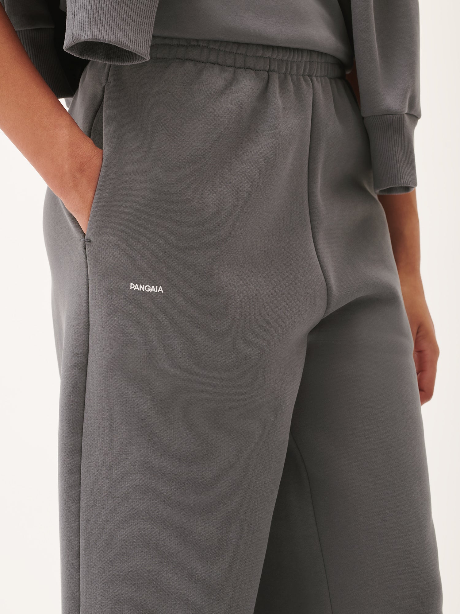 DNA_Straight_Leg_Track_Pants_Atmosphere_Grey_female-3_2cc6f96f-7110-48b9-a99d-9b8518ba2f5b