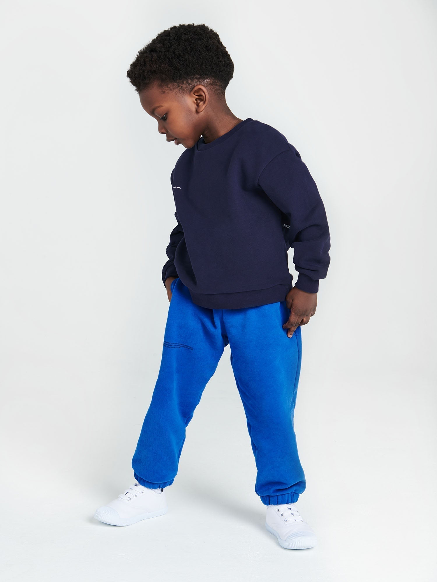 Kids Organic Cotton Sweatshirt Navy Model