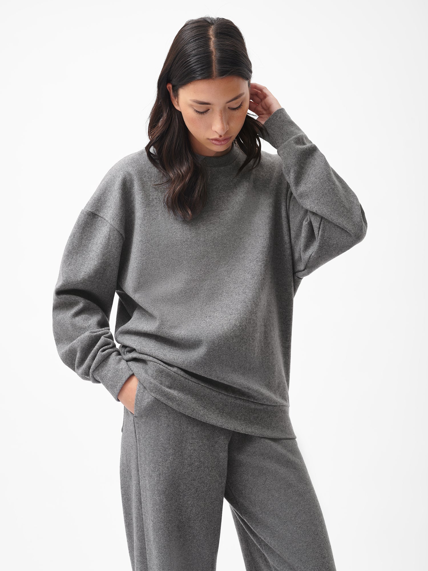 Wool-Jersey-Oversized-Crew-Neck-Volcanic-Grey-female-5