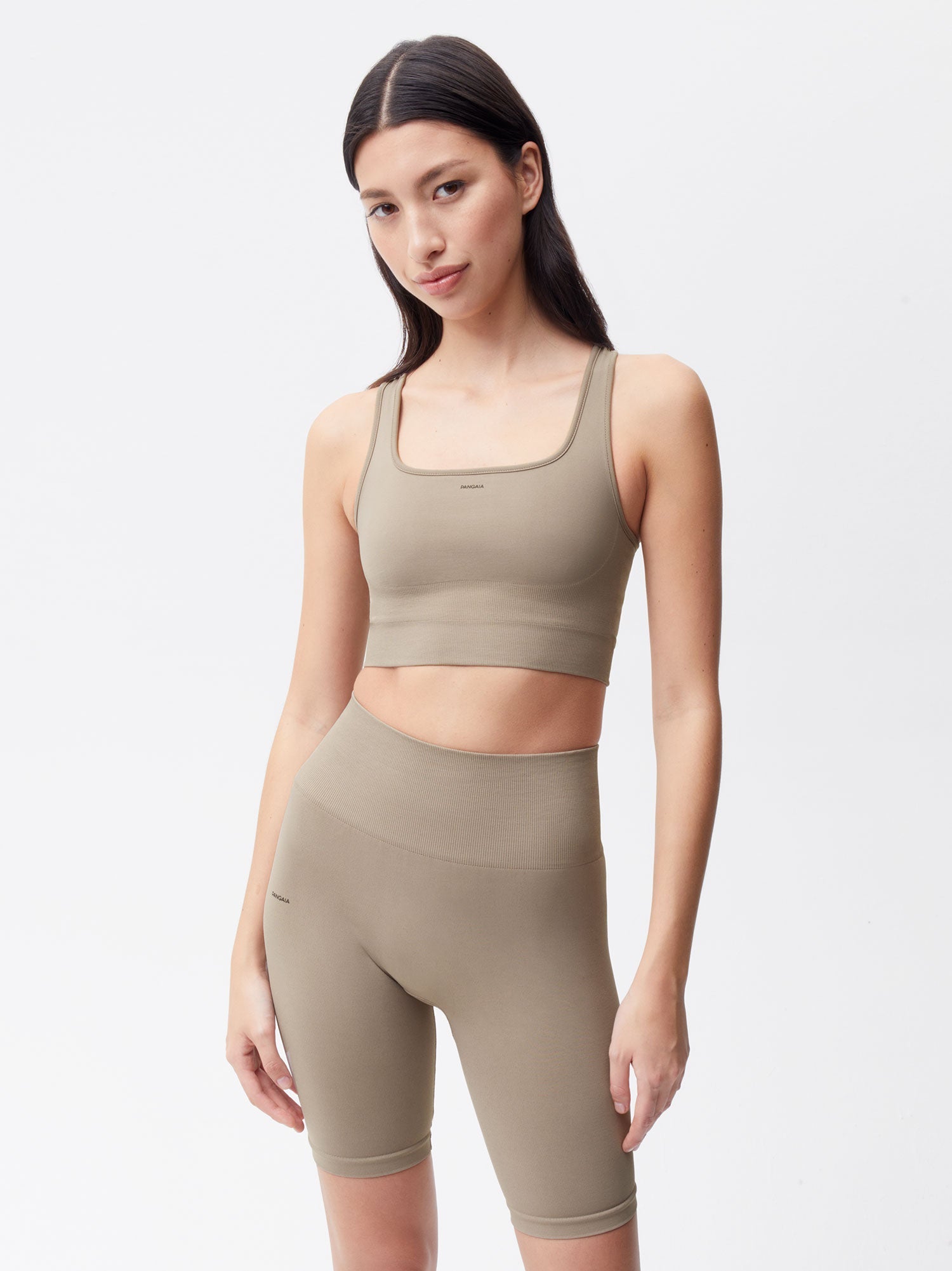 Activewear-3.1-Rib-Bra-Taupe-Female-1