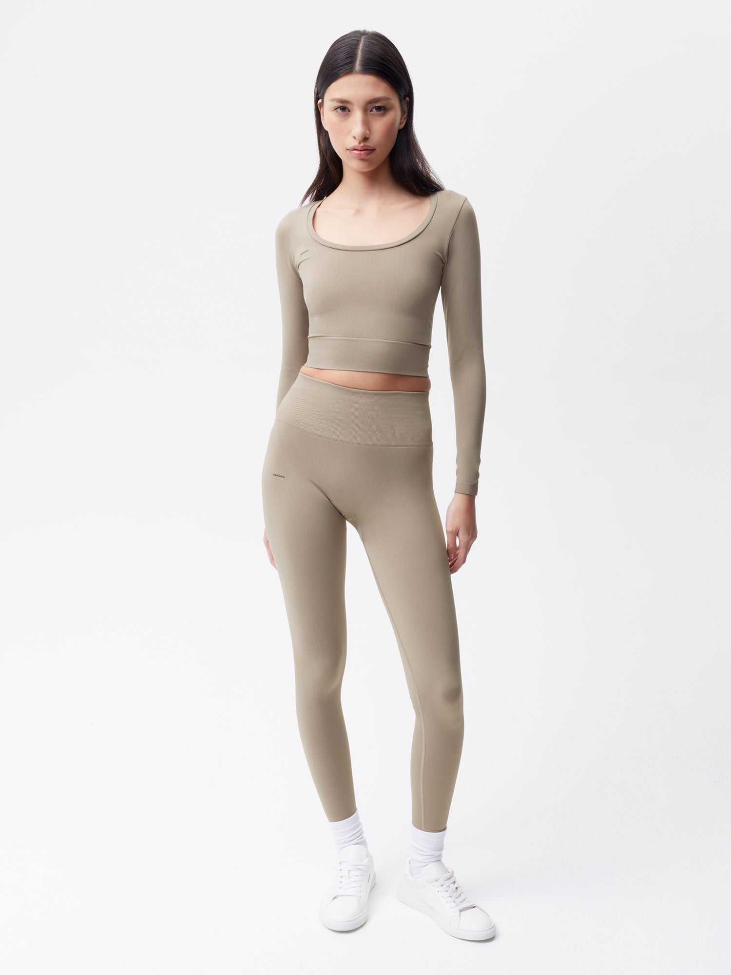 Activewear-3.1-Seamless-Leggings-Taupe-Female-1