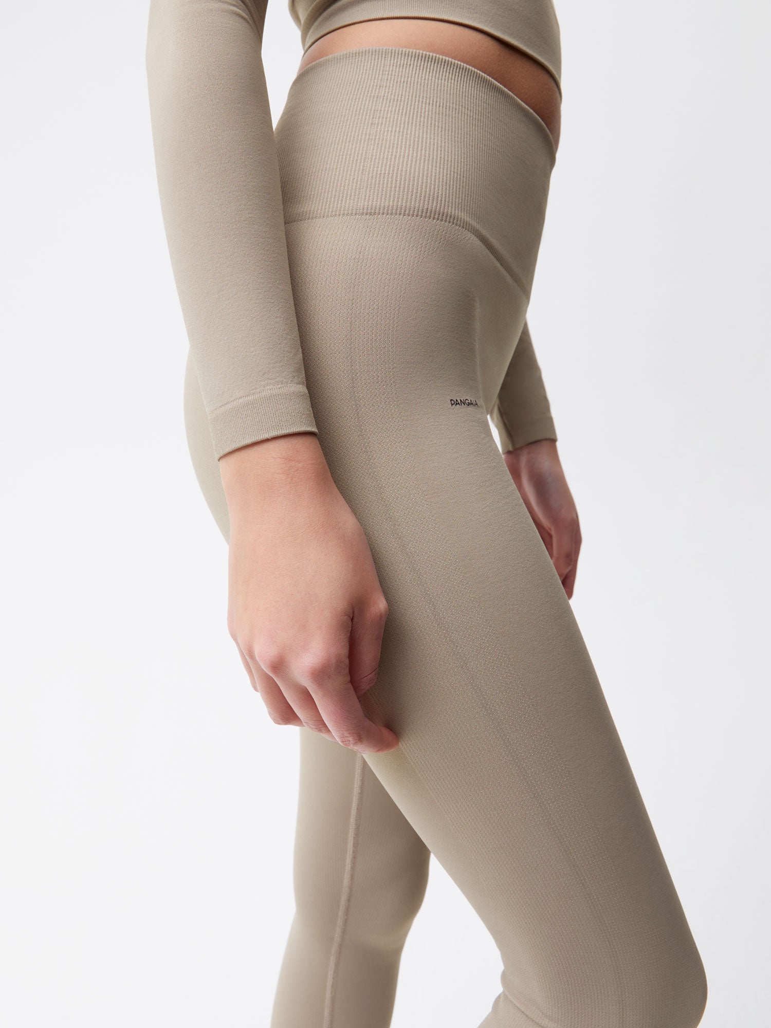 Activewear-3.1-Seamless-Leggings-Taupe-Female-4